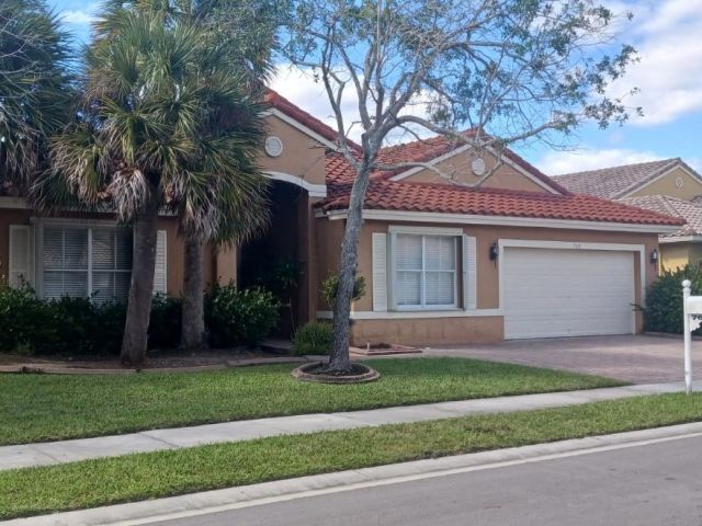 Продажа дома по адресу 760 SW 190th Ave - фото 6100526