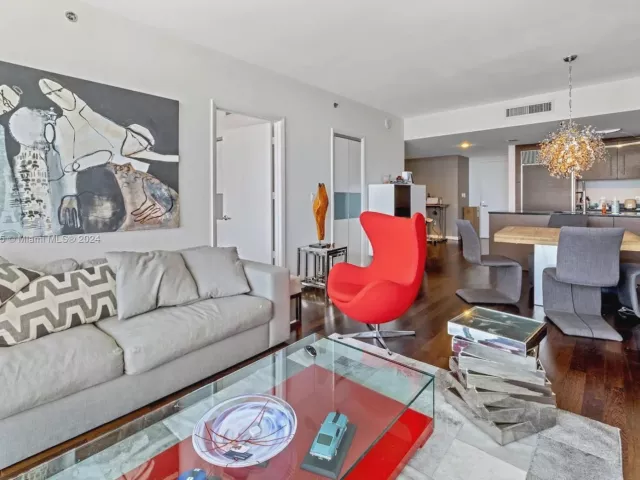 Продажа квартиры #4805 - фото 5700691