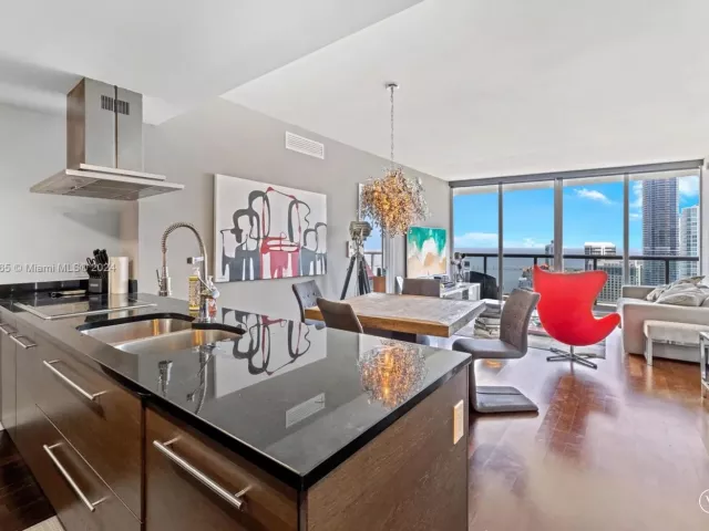 Продажа квартиры #4805 - фото 5700694