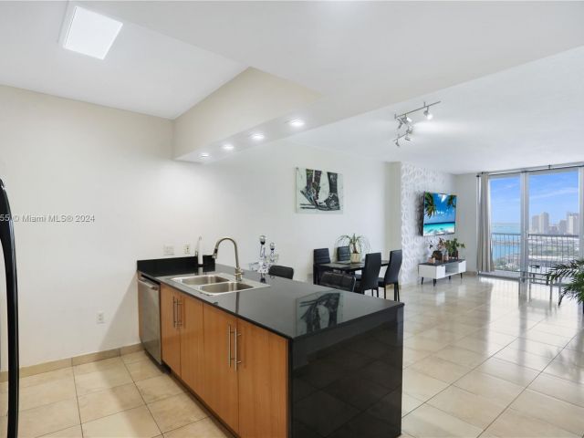 Продажа квартиры #3210 - фото 5652086