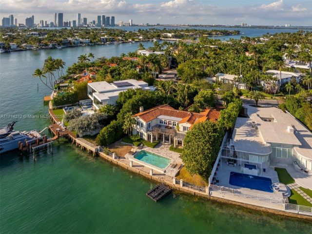 Продажа дома по адресу 11 E Rivo Alto Dr - фото 6618934