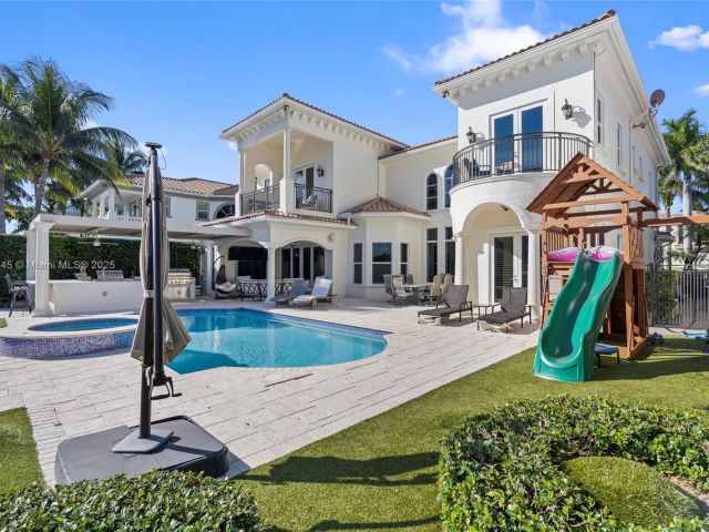 Дом в аренду по адресу 1555 Windjammer Way - фото 5711355