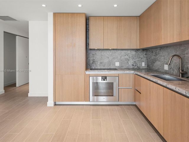 Продажа квартиры #1108 - фото 5693642