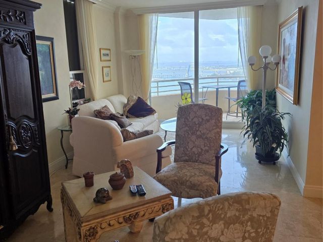 Продажа квартиры #2110 - фото 5744657