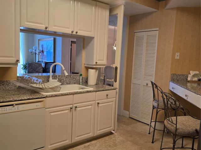 Продажа квартиры #2110 - фото 5744659