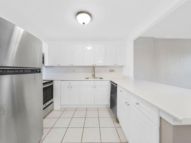 Продажа квартиры #1030 - фото 5612005