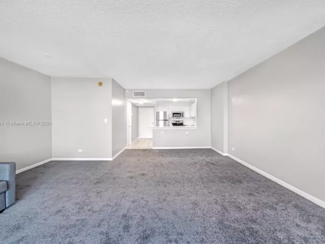 Продажа квартиры #1030 - фото 5611999