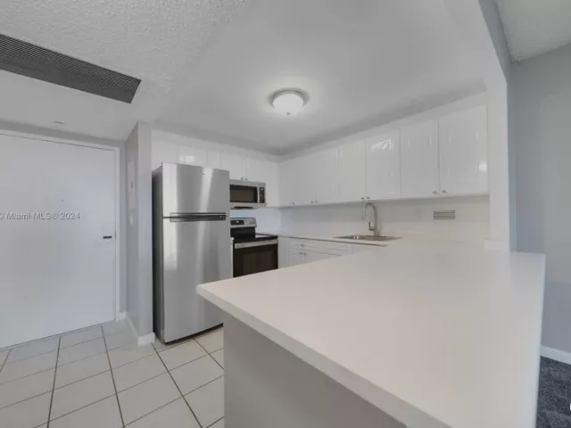 Продажа квартиры #1030 - фото 5612004