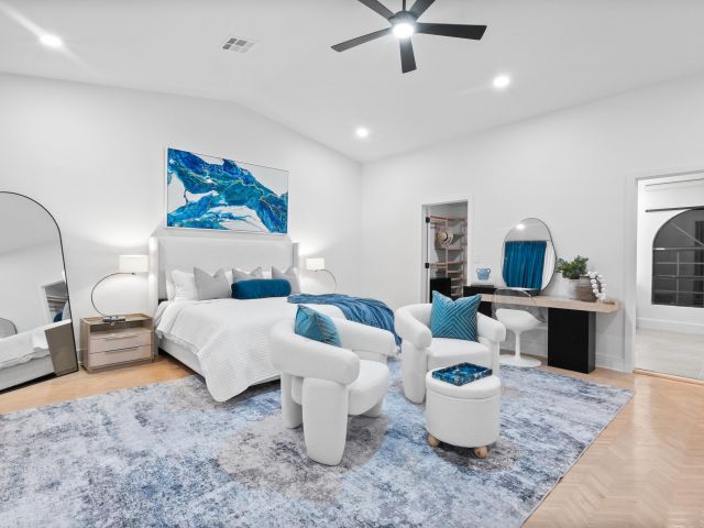 Дом в аренду по адресу 516 Royal Plaza Drive - фото 6233997