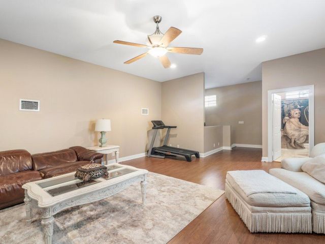 Дом в аренду по адресу 11538 Persimmon Boulevard - фото 6506527