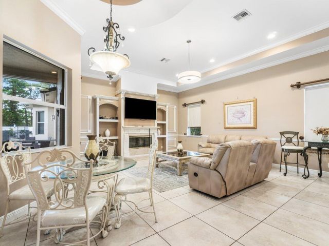 Дом в аренду по адресу 11538 Persimmon Boulevard - фото 6506535