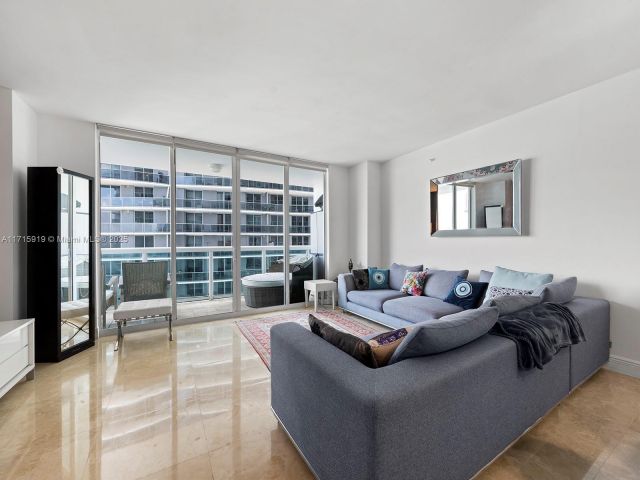 Квартира в аренду номер2211 - фото 5924251