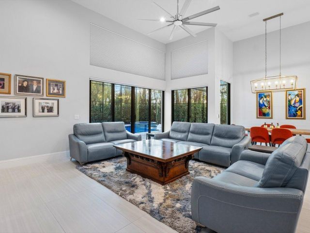 Продажа дома по адресу 17607 Bocaire Place - фото 6016575