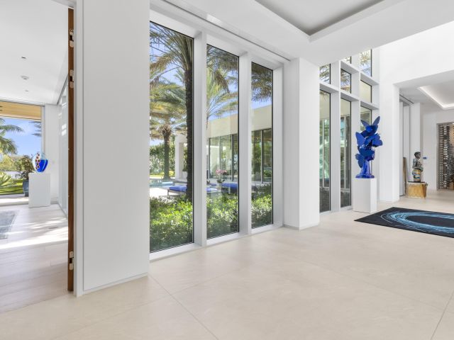 Продажа дома по адресу 7810 S Flagler Drive - фото 5751356