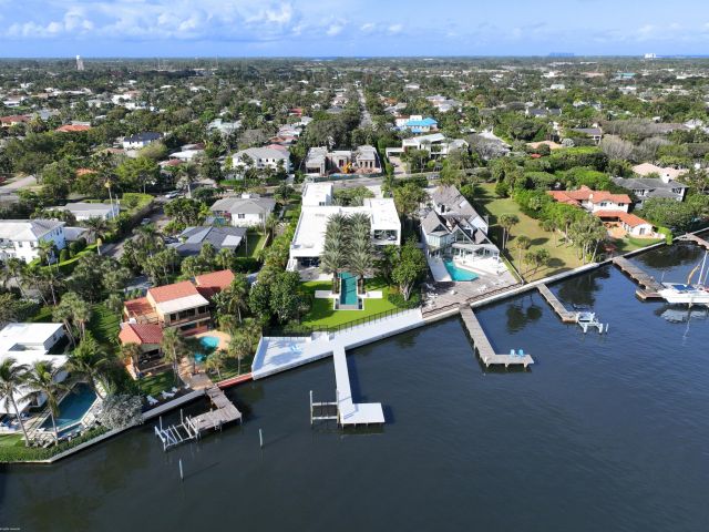 Продажа дома по адресу 7810 S Flagler Drive - фото 5751371