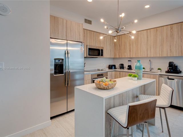 Продажа квартиры #N-717 - фото 5686719