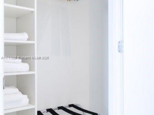 Продажа квартиры #R1202 - фото 5628497