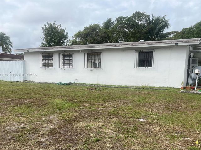 Продажа дома по адресу 2900 Davie Blvd - фото 5570109