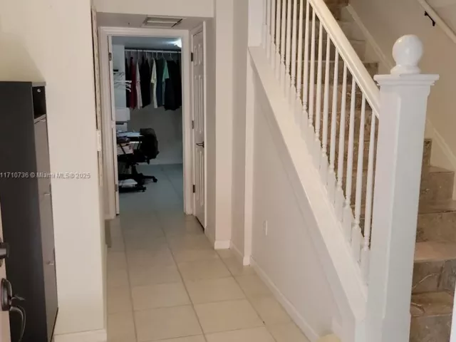 Продажа дома по адресу 2005 Oceanwalk Ter - фото 5577391