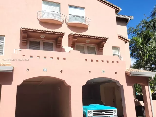 Продажа дома по адресу 2005 Oceanwalk Ter - фото 5577394