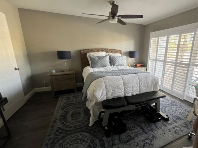 Дом в аренду по адресу 2113 NE 44th St - фото 5544236