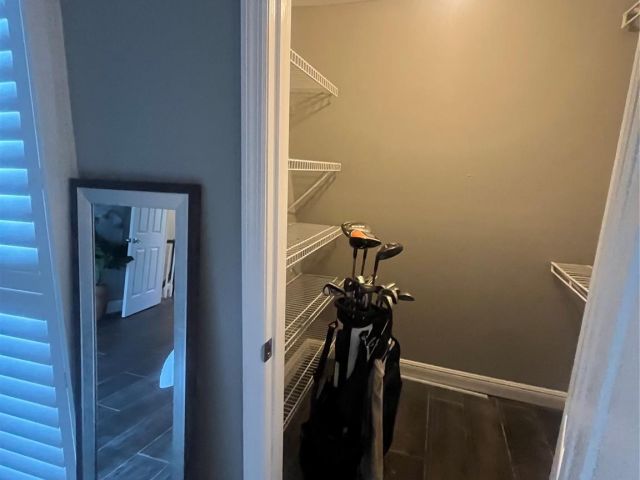 Дом в аренду по адресу 2113 NE 44th St - фото 5544242