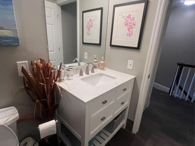 Дом в аренду по адресу 2113 NE 44th St - фото 5544245