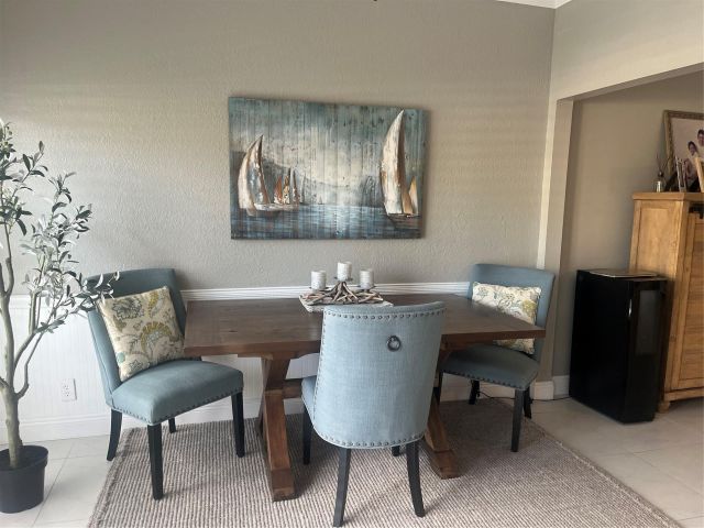 Дом в аренду по адресу 2113 NE 44th St - фото 5544249