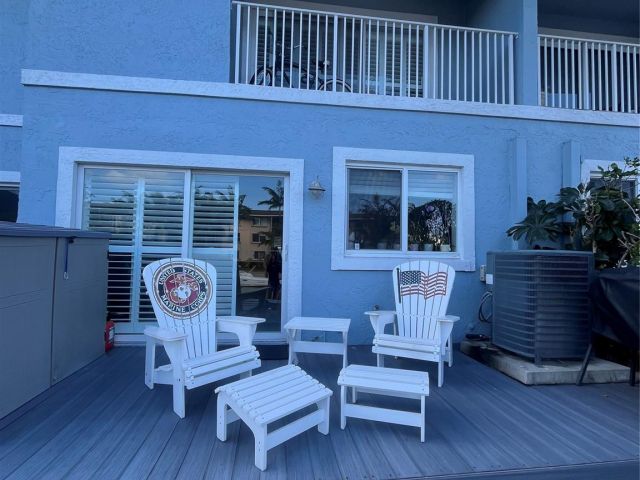 Дом в аренду по адресу 2113 NE 44th St - фото 5544255