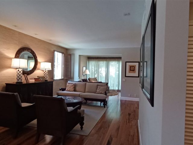 Дом в аренду по адресу 6688 Via Regina - фото 6252312