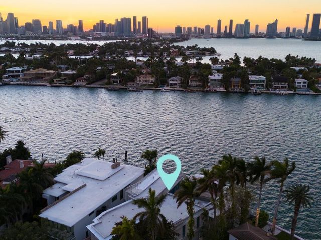 Продажа дома по адресу 424 W Rivo Alto Dr - фото 5521653