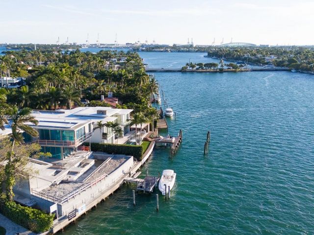 Продажа дома по адресу 424 W Rivo Alto Dr - фото 5521654