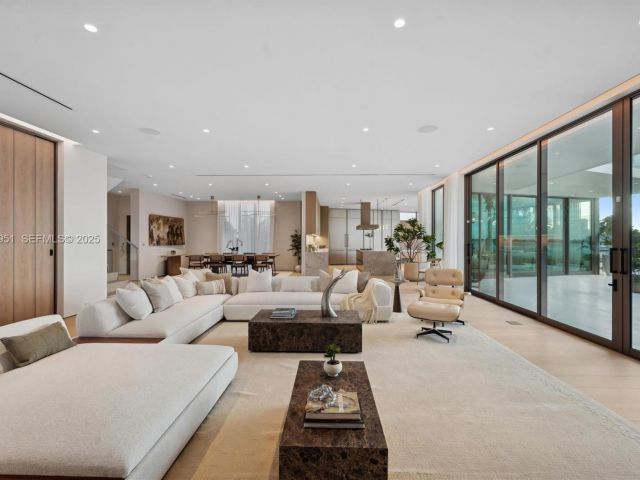 Продажа дома по адресу 424 W Rivo Alto Dr - фото 6863112