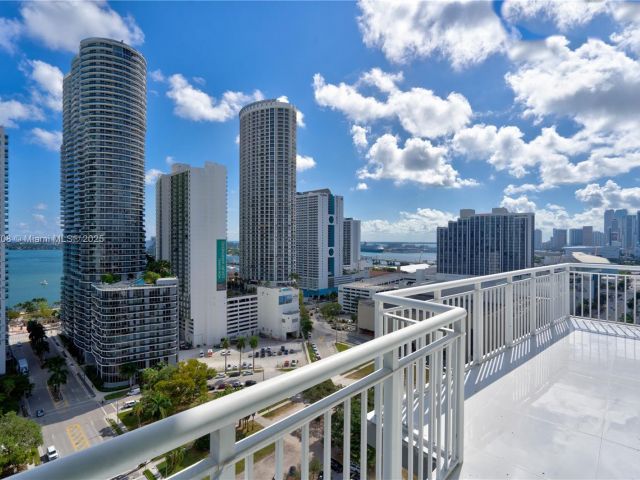 Квартира в аренду номерPH-07 - фото 5627785