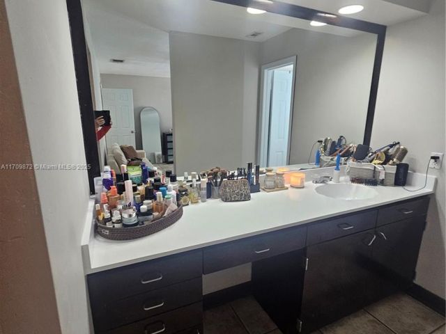 Продажа дома по адресу 14461 SW 152nd Ct - фото 5840454