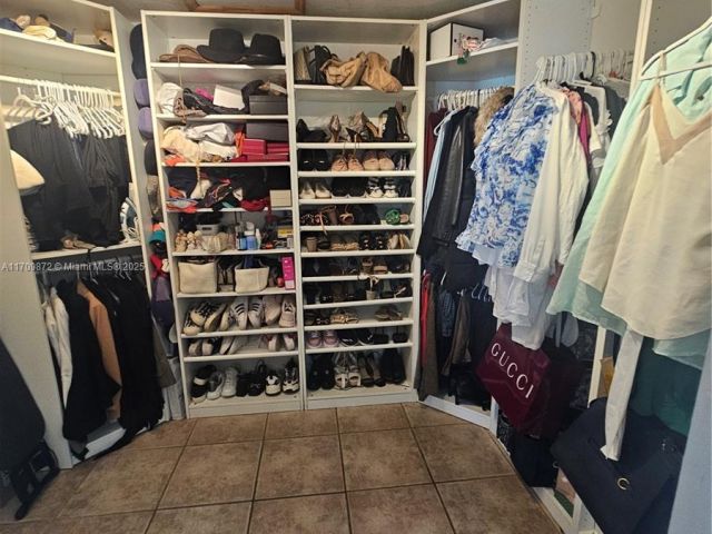 Продажа дома по адресу 14461 SW 152nd Ct - фото 5840455