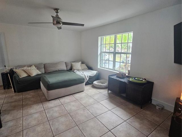 Продажа дома по адресу 14461 SW 152nd Ct - фото 5840460