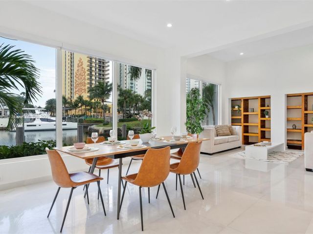 Продажа дома по адресу 201 Atlantic Ave - фото 5572339