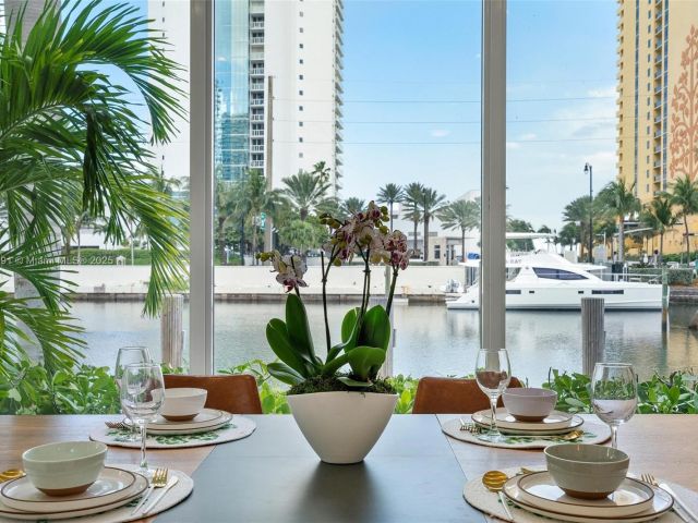 Продажа дома по адресу 201 Atlantic Ave - фото 5572340