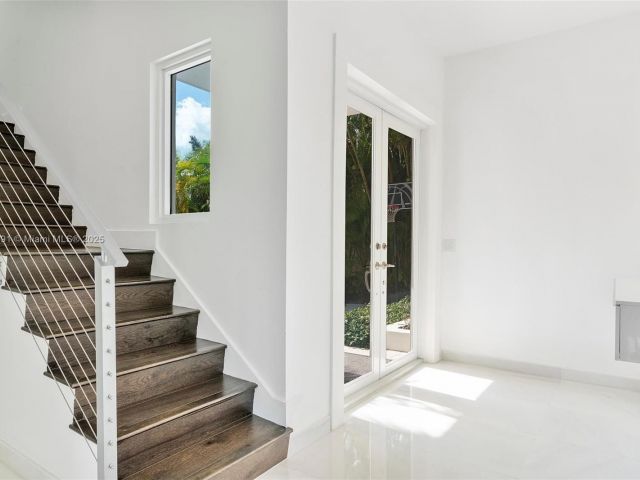 Продажа дома по адресу 201 Atlantic Ave - фото 5572343