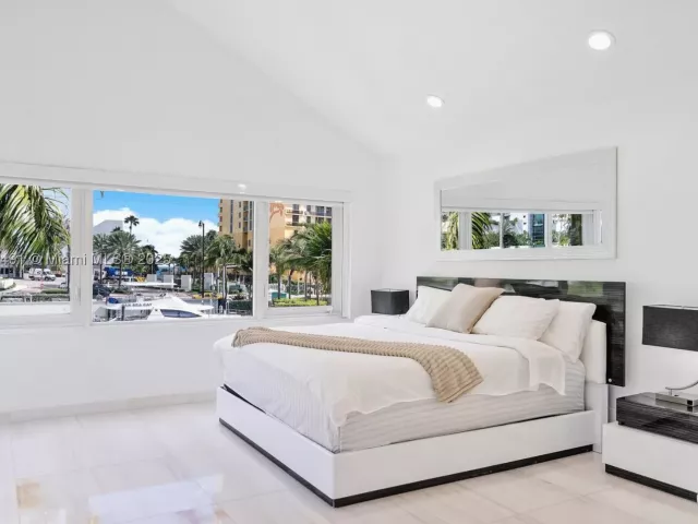 Продажа дома по адресу 201 Atlantic Ave - фото 8986923