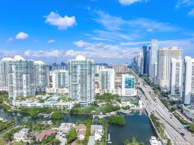 Продажа дома по адресу 201 Atlantic Ave - фото 8986946