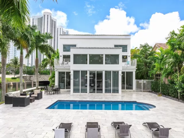 Продажа дома по адресу 201 Atlantic Ave - фото 8986947