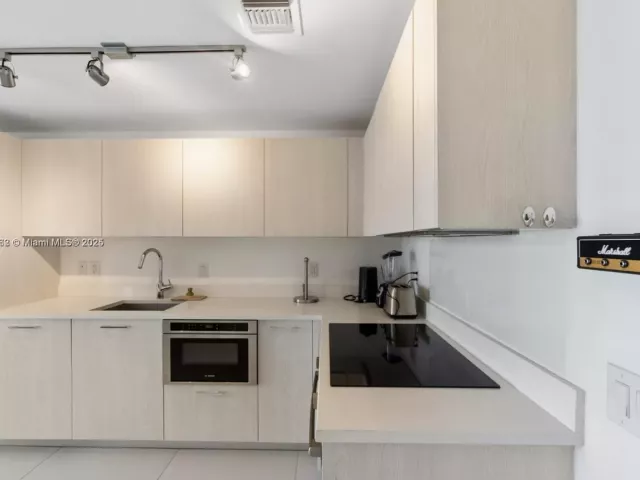 Продажа квартиры #2109 - фото 5653613