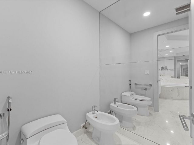 Продажа квартиры #1702 - фото 5638363