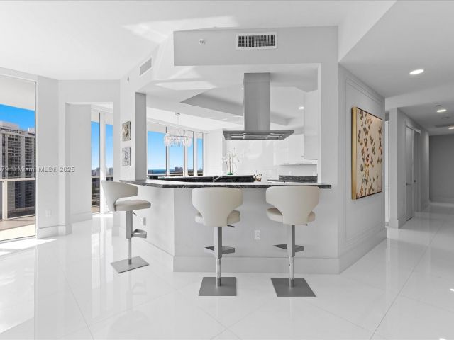 Продажа квартиры #1702 - фото 5638375