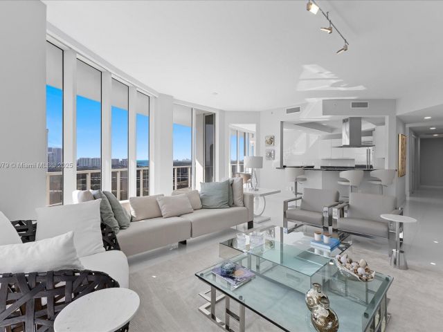 Продажа квартиры #1702 - фото 5638376