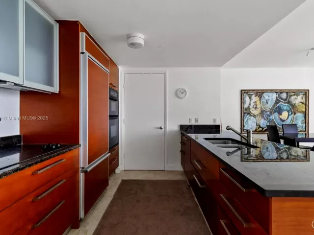 Продажа квартиры #4507 - фото 6183602