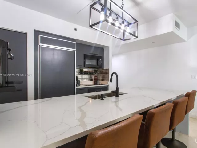 Продажа квартиры #1712 - фото 6152057