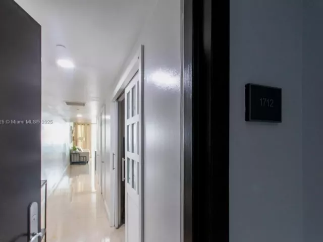 Продажа квартиры #1712 - фото 6152074